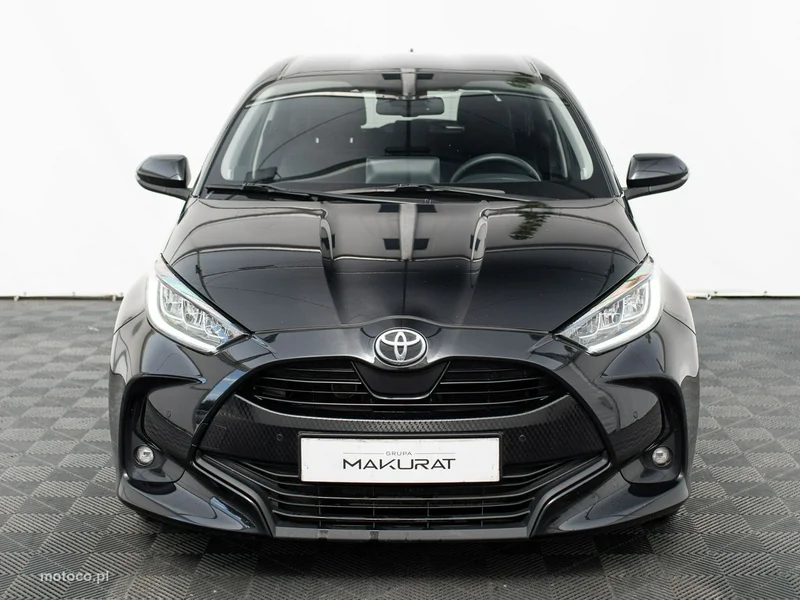 Toyota Yaris XP210 7