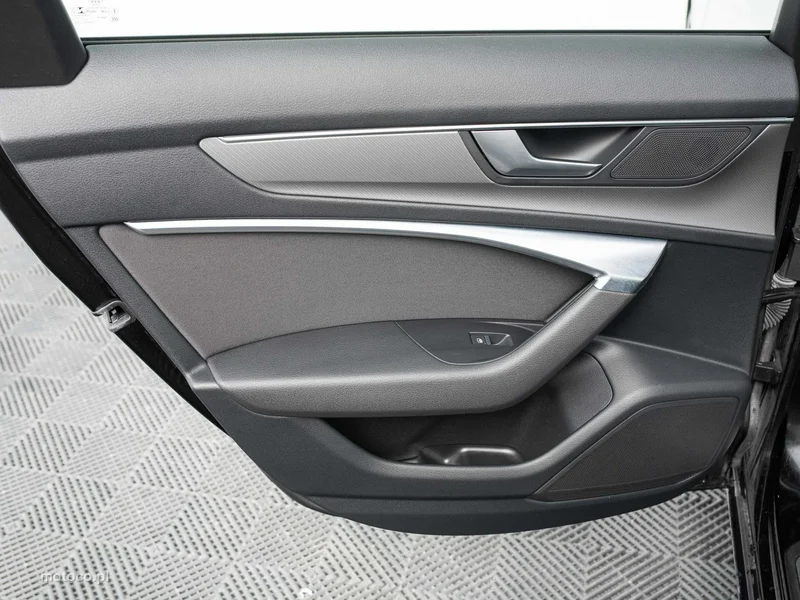 Audi A6 C8 23