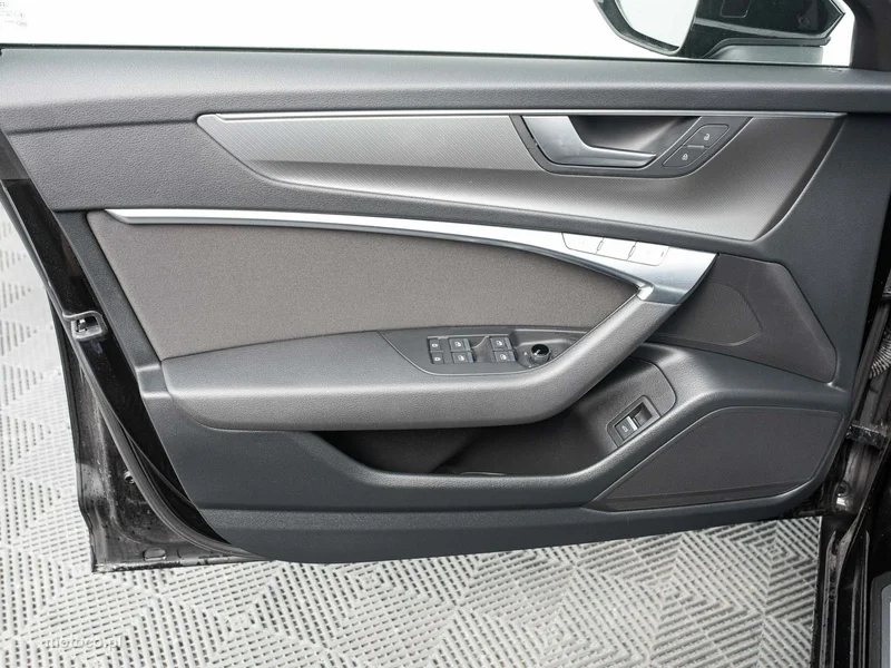 Audi A6 C8 9