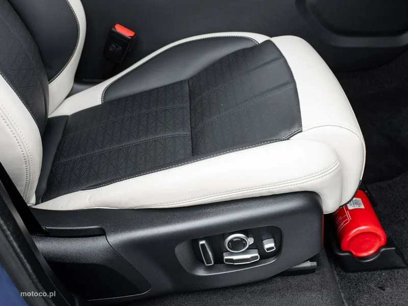 Land Rover Range Rover Sport 30