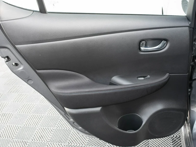 Nissan Leaf 23