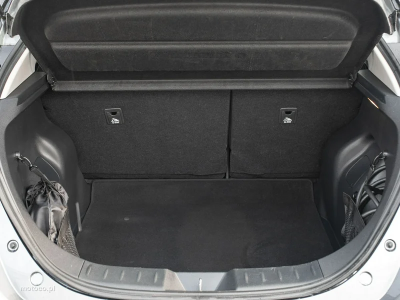 Nissan Leaf 26