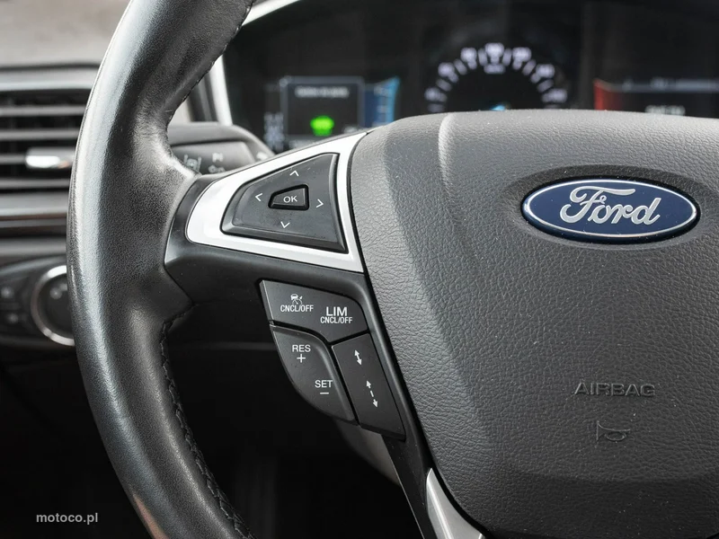 Ford Mondeo V 13