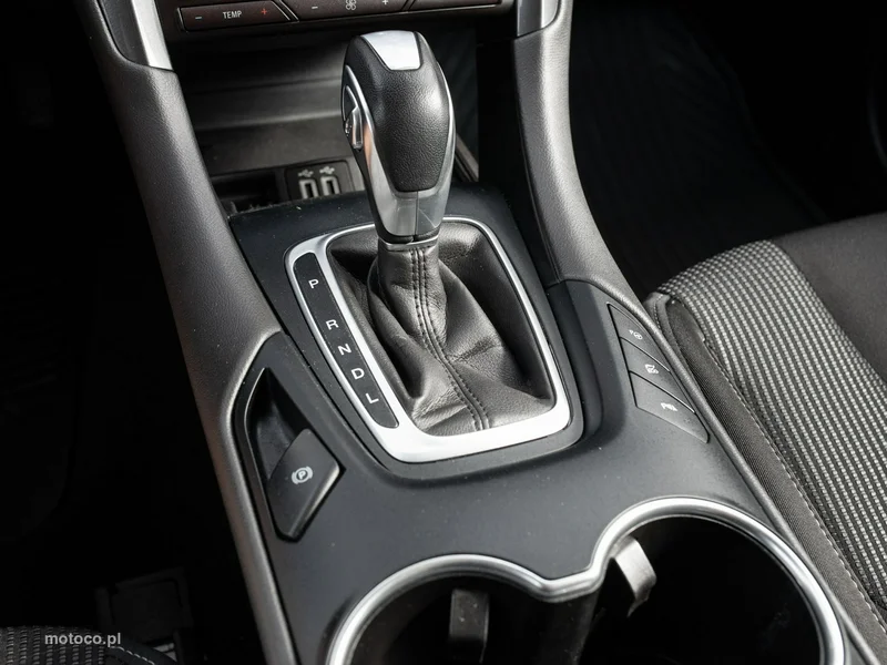Ford Mondeo V 15