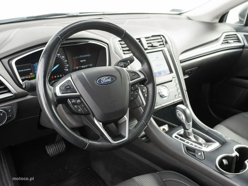 Ford Mondeo V 6