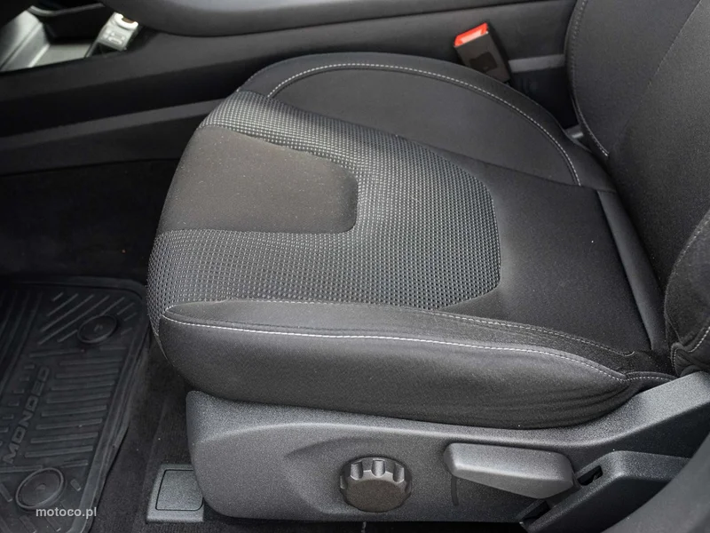 Ford Mondeo V 10