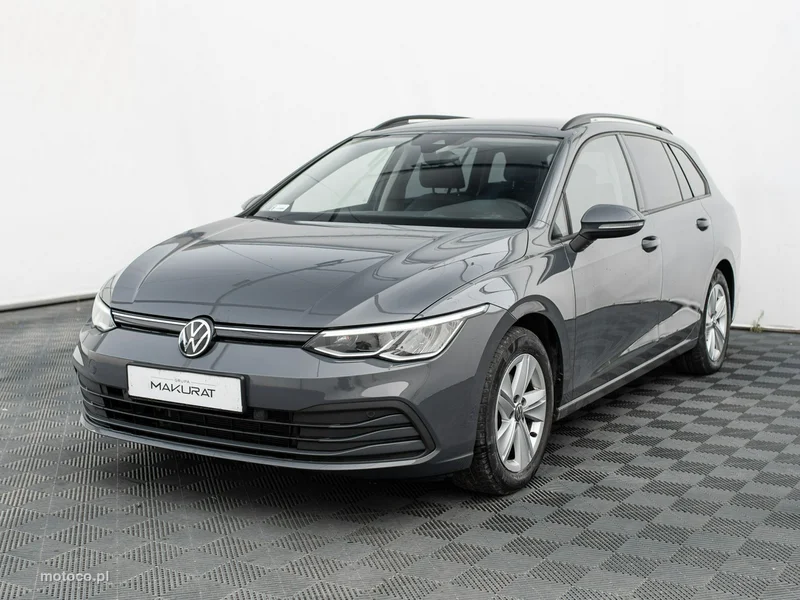 Volkswagen Golf VIII 2
