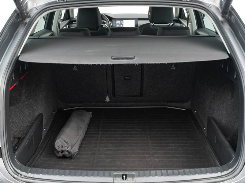 Skoda Octavia IV 26
