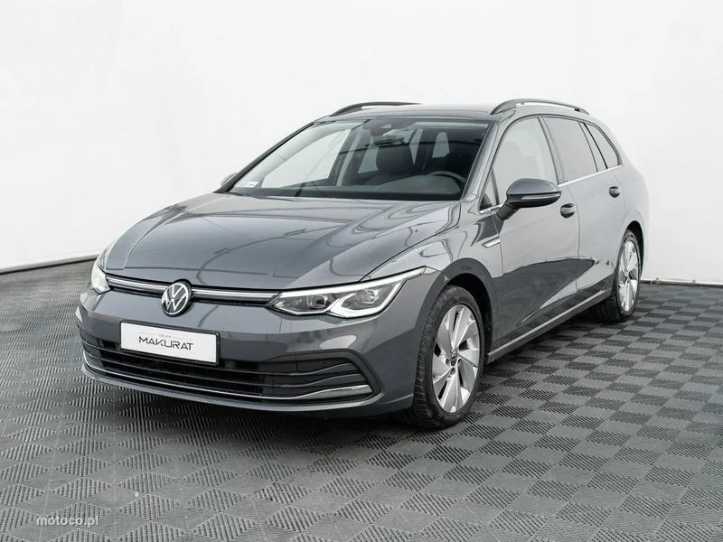 Volkswagen Golf VIII 2