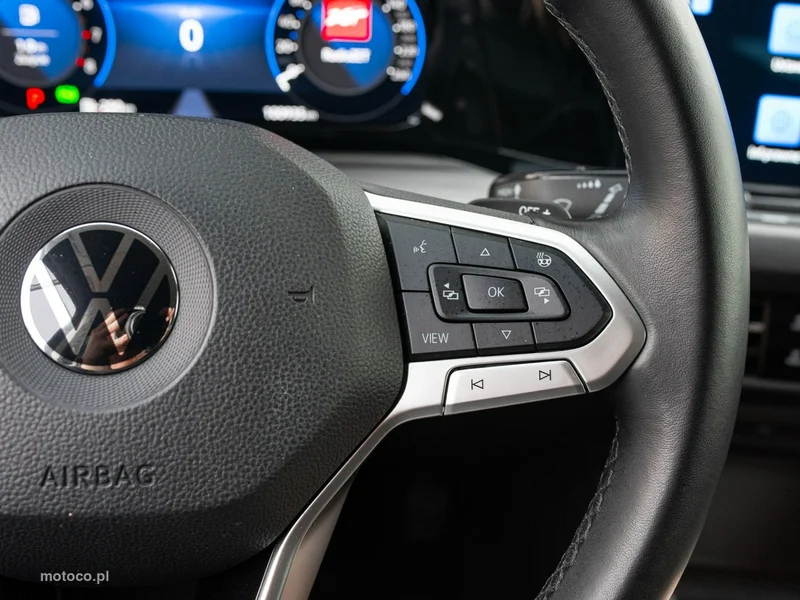Volkswagen Golf VIII 14