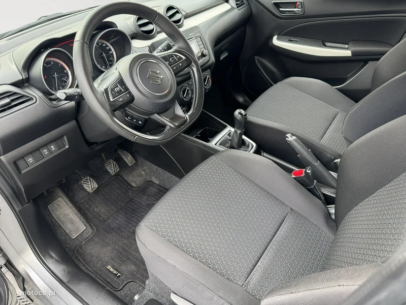 Suzuki Swift 11