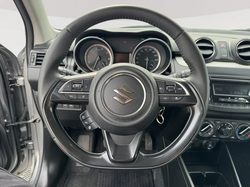 Suzuki Swift 14