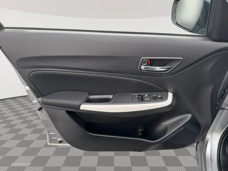 Suzuki Swift 9