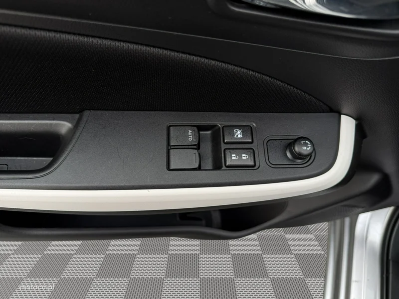 Suzuki Swift 11