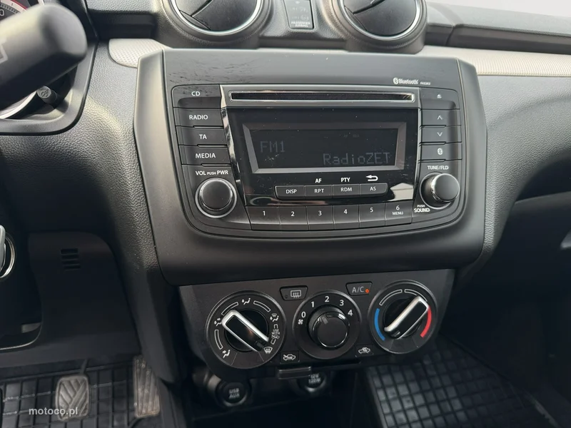 Suzuki Swift 16