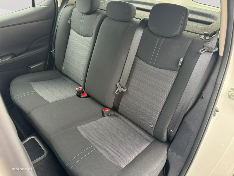 Nissan Leaf 22