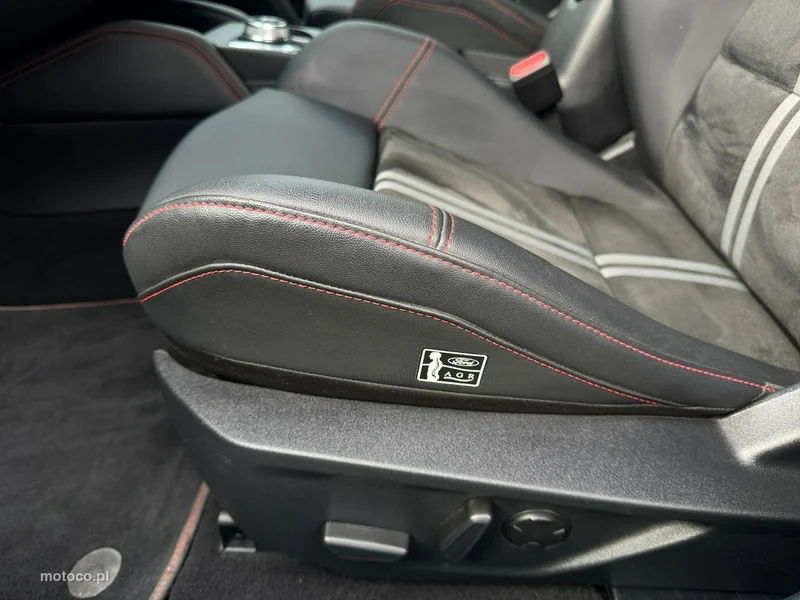 Ford Focus IV 13