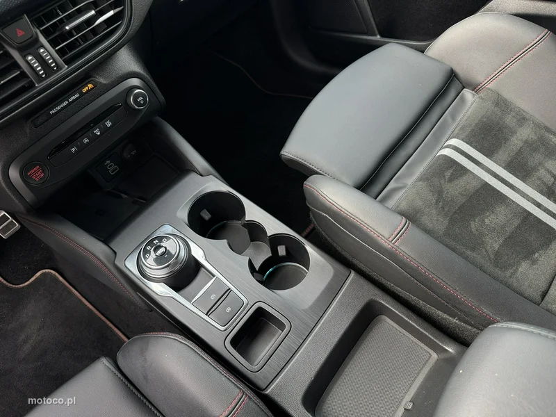 Ford Focus IV 23