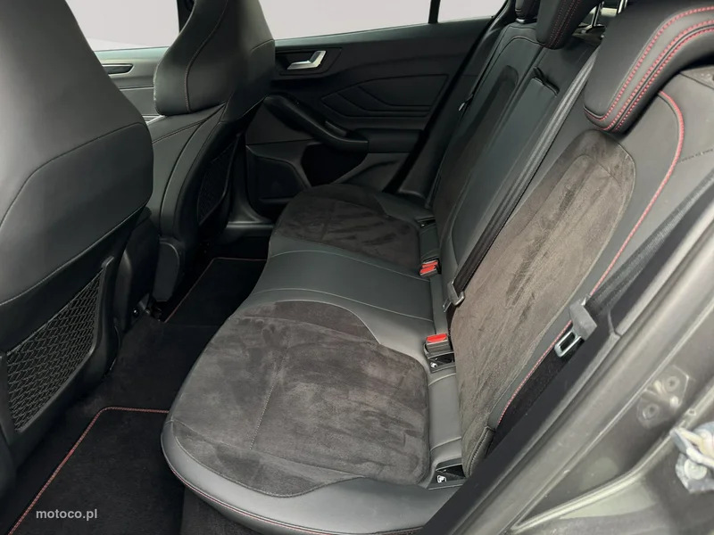 Ford Focus IV 25