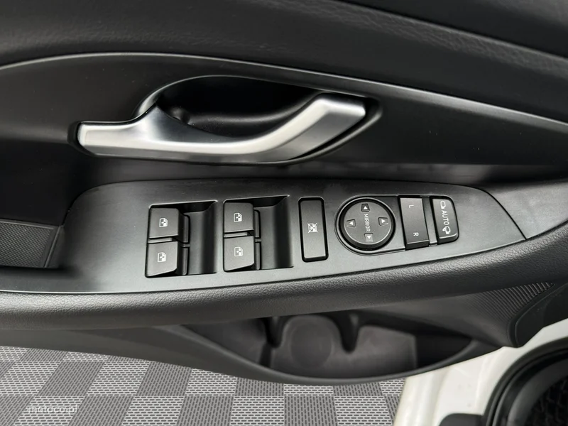 Hyundai i30 11