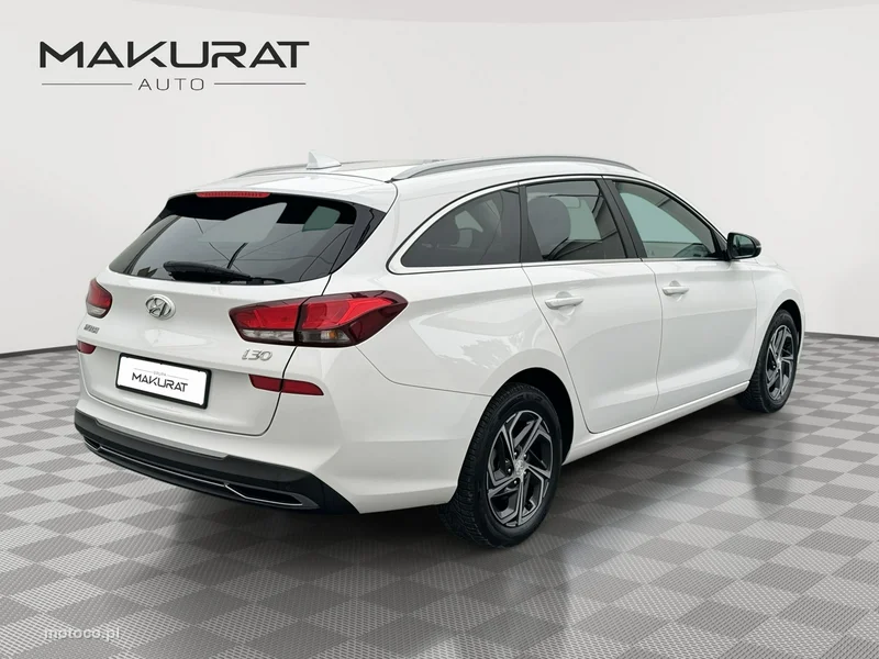 Hyundai i30 4