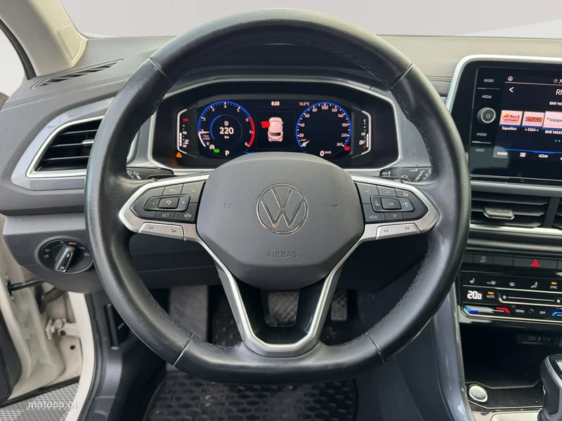 Volkswagen T-Roc A1 13