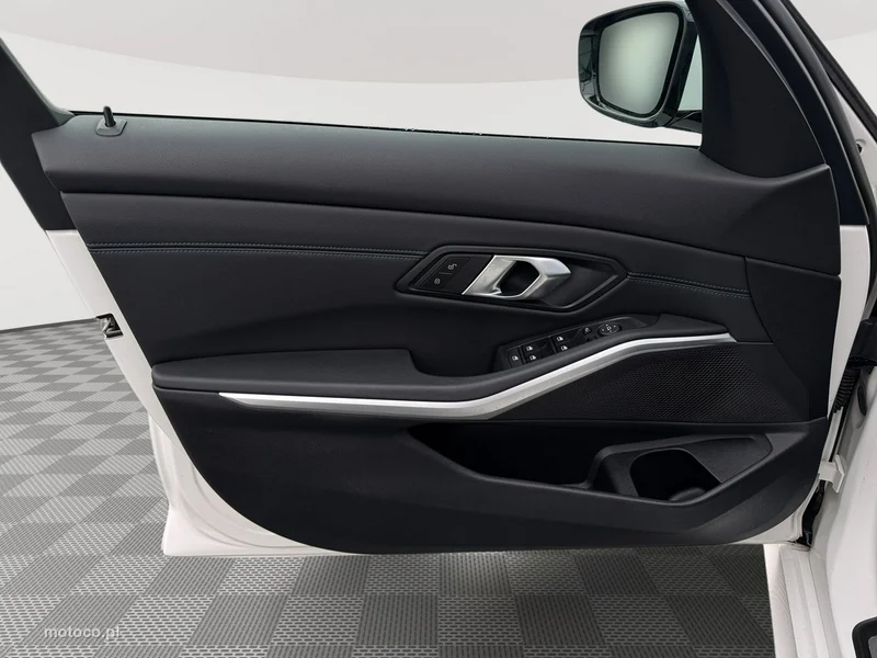 BMW Seria 3 G20 318 10