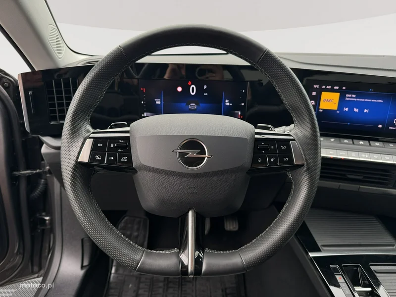 Opel Astra L 15