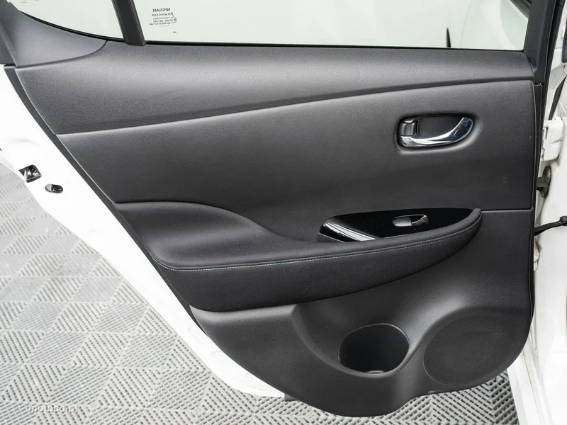 Nissan Leaf 25