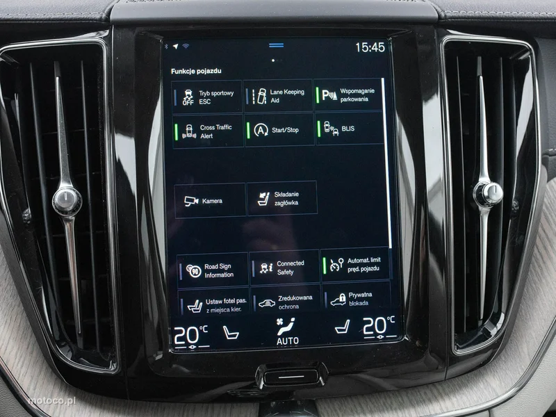 Volvo XC 60 17