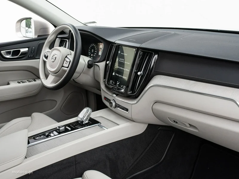 Volvo XC 60 30