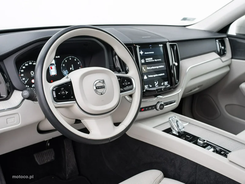 Volvo XC 60 6