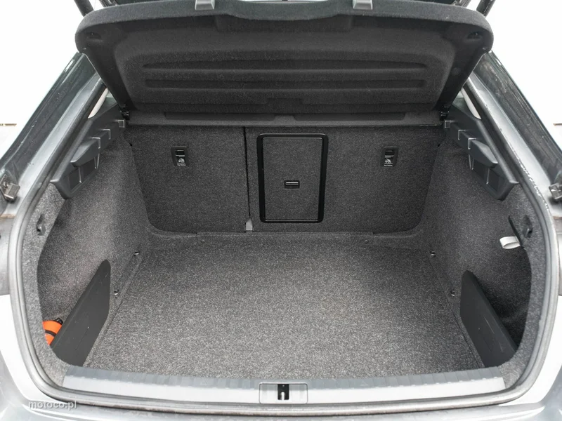 Skoda Octavia IV 26