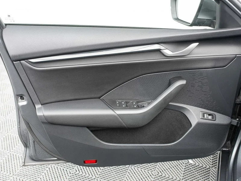 Skoda Octavia IV 9