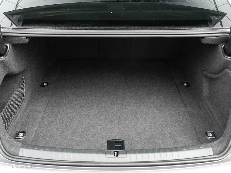 Audi A6 C8 29