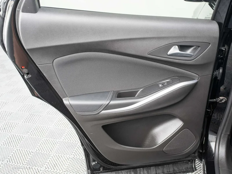 Opel Grandland X 19