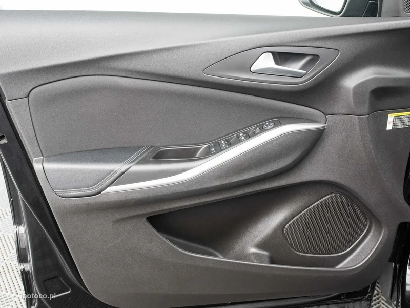 Opel Grandland X 9