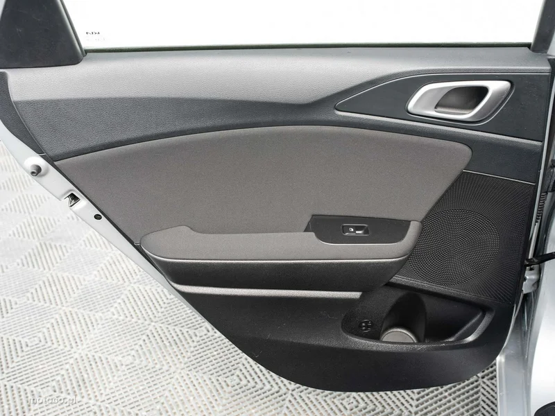 Kia Cee'd 21