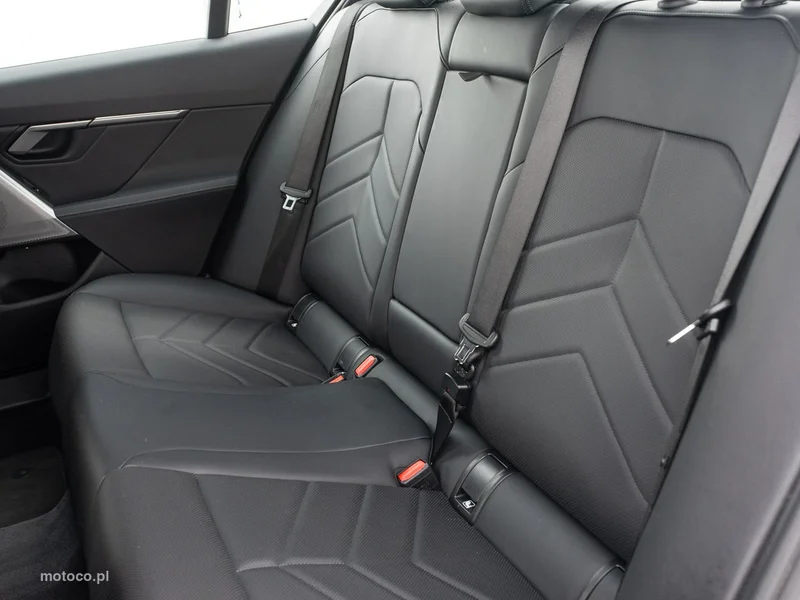 BMW Seria 5 G60 520 26