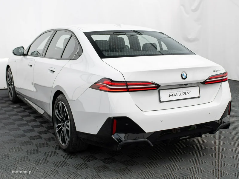 BMW Seria 5 G60 520 4