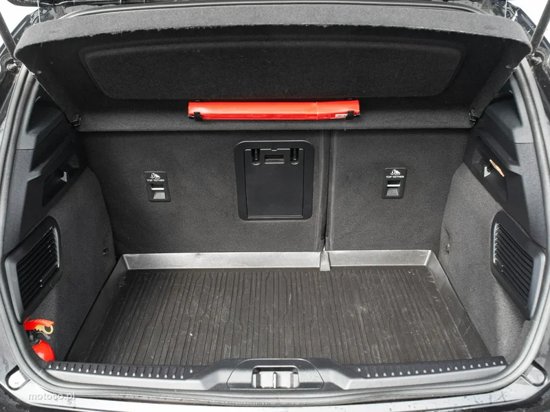 Ford Focus IV 25