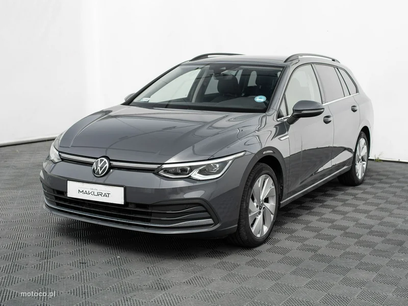 Volkswagen Golf VIII 2