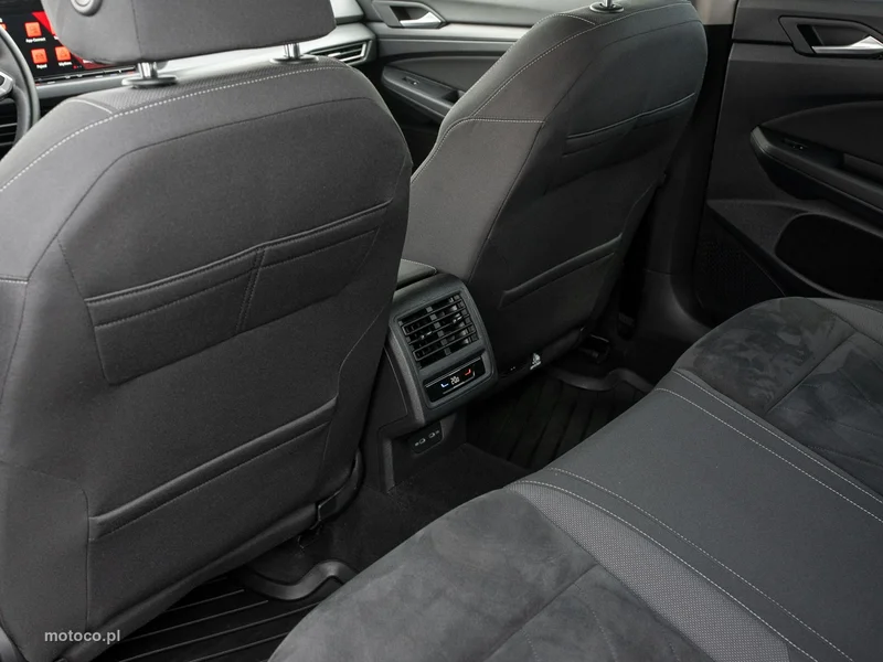 Volkswagen Golf VIII 22