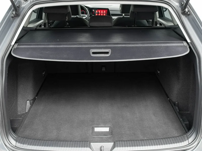 Volkswagen Golf VIII 24