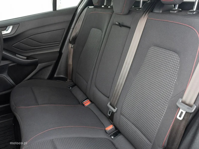 Ford Focus IV 24