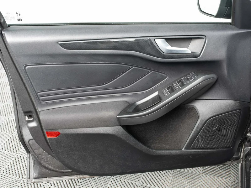 Ford Focus IV 9
