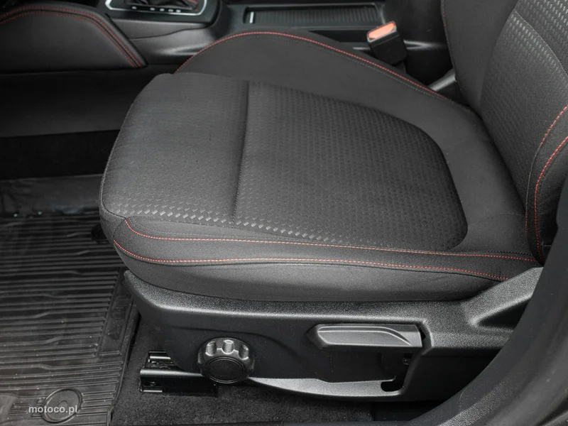 Ford Focus IV 10