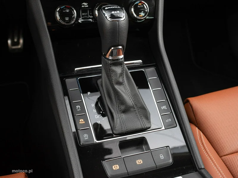 Skoda Superb III 15