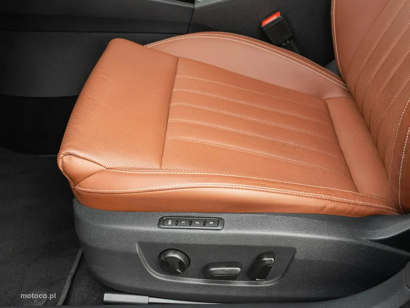 Skoda Superb III 10