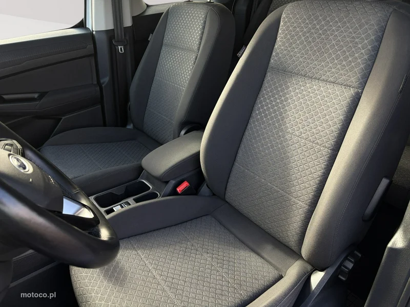 Ford Tourneo Connect 12